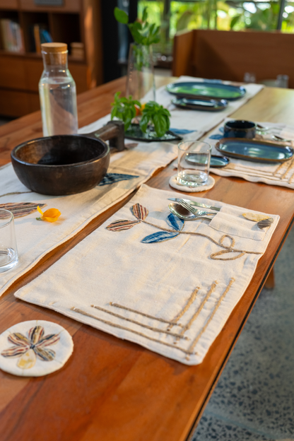 Maati Dining Set for 6