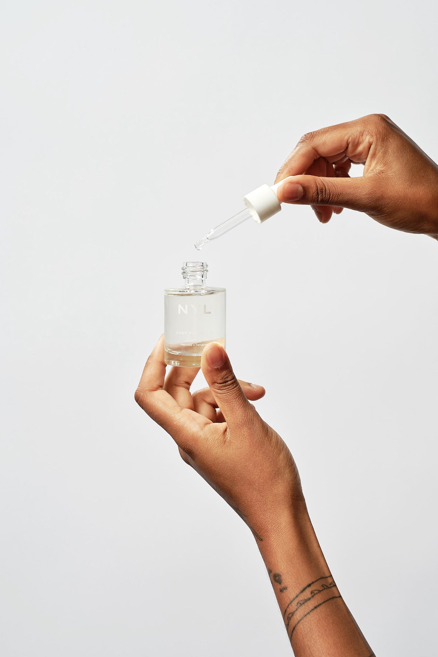 JUST PLUMP IT Lifting Serum