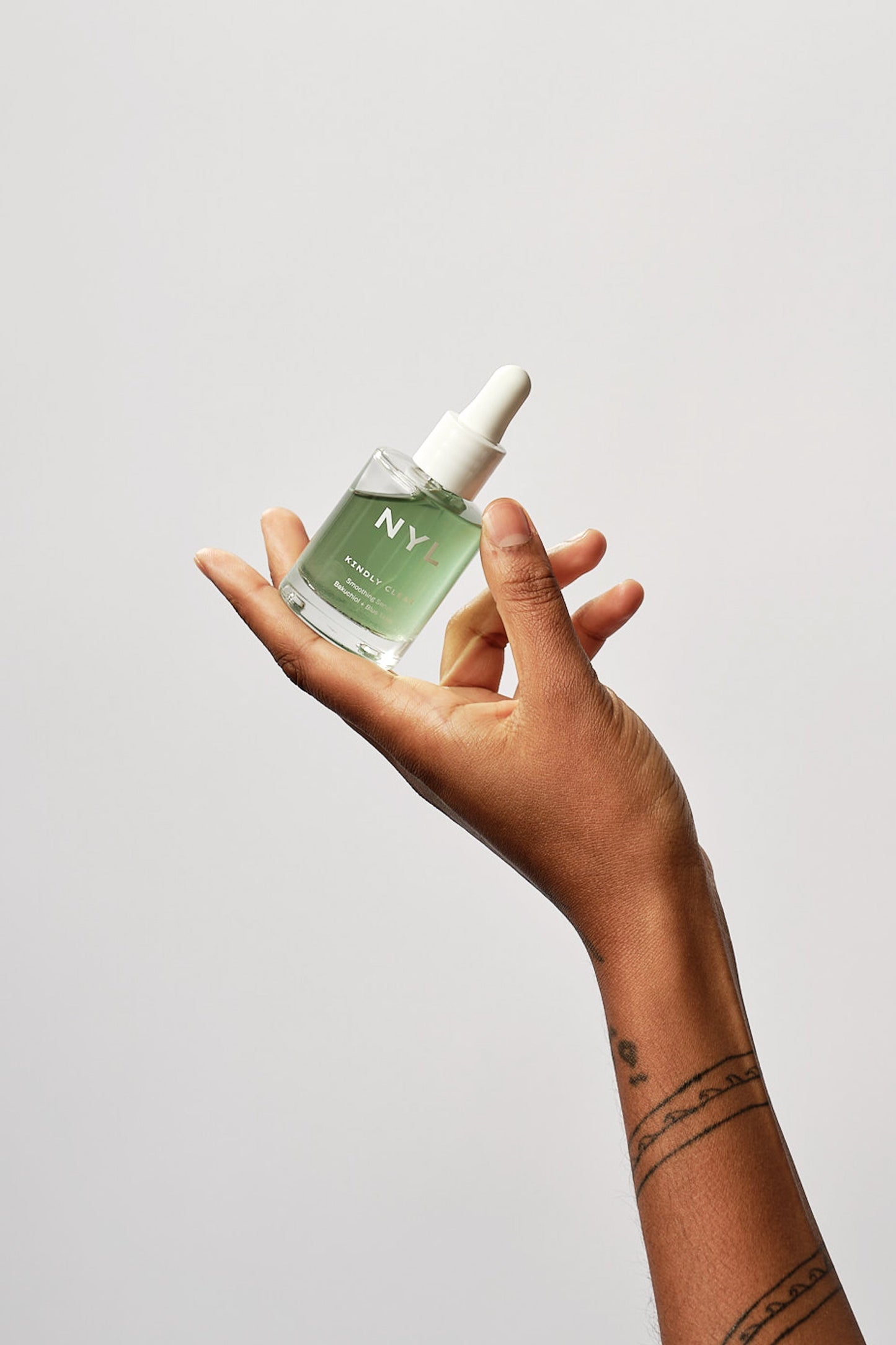 KINDLY CLEAR Smoothing Serum