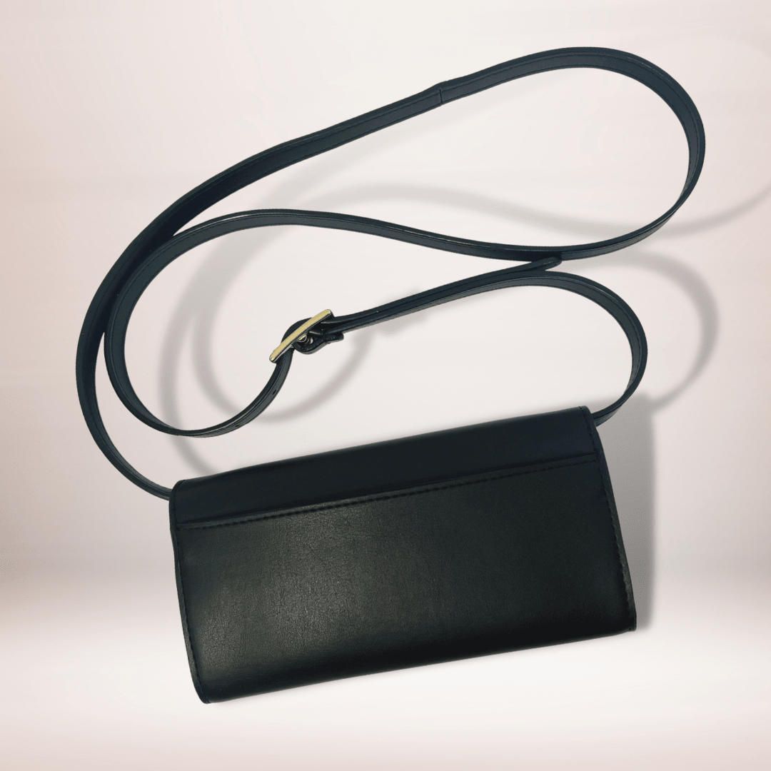 Lavāda Signature Crossbody Wallet Clutch in Black - Vegan America