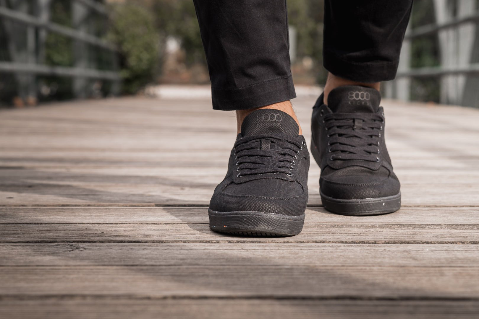 Seeker for Women Full Black - Vegan America