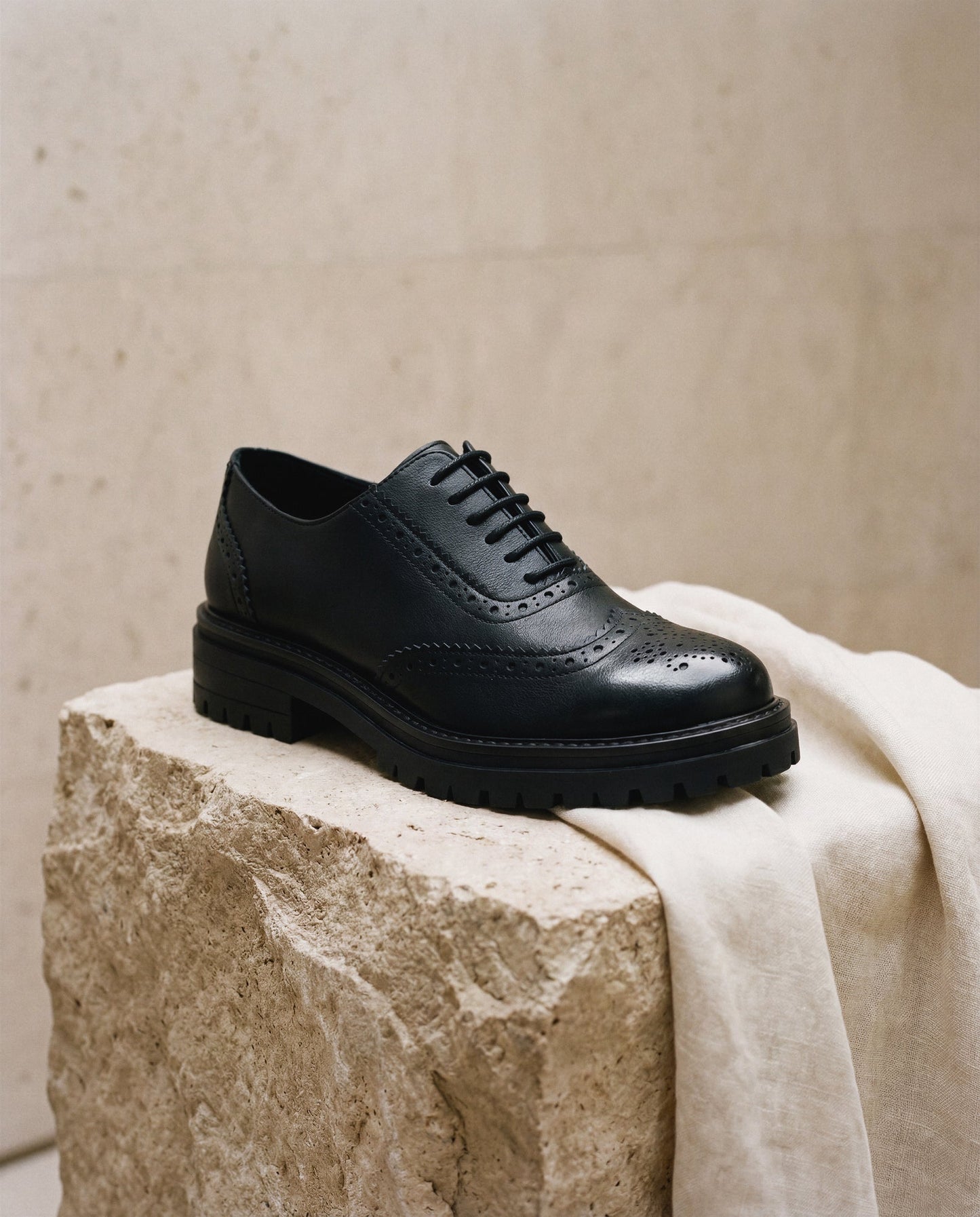 Women's Vegan Brogue Derby Shoes Grace Black