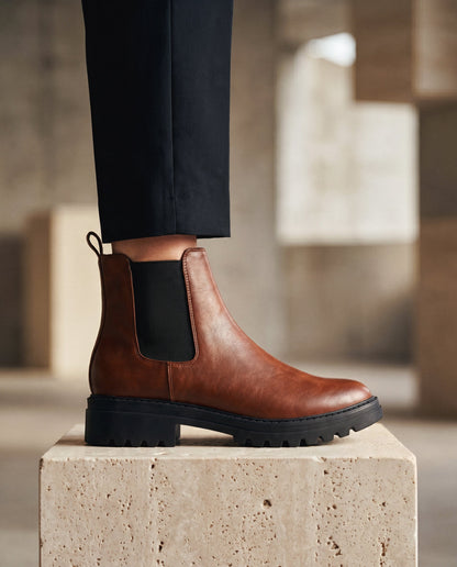 Women's Vegan Chelsea Boots Evie Brown