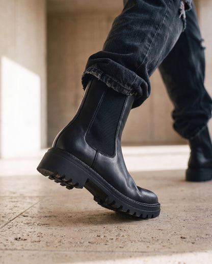 Women's Vegan Chelsea Boots Kimber Black