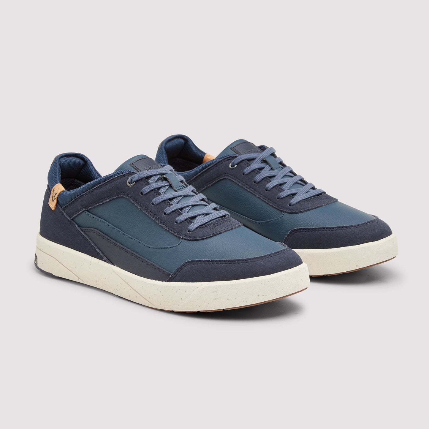 Quito M Navy
