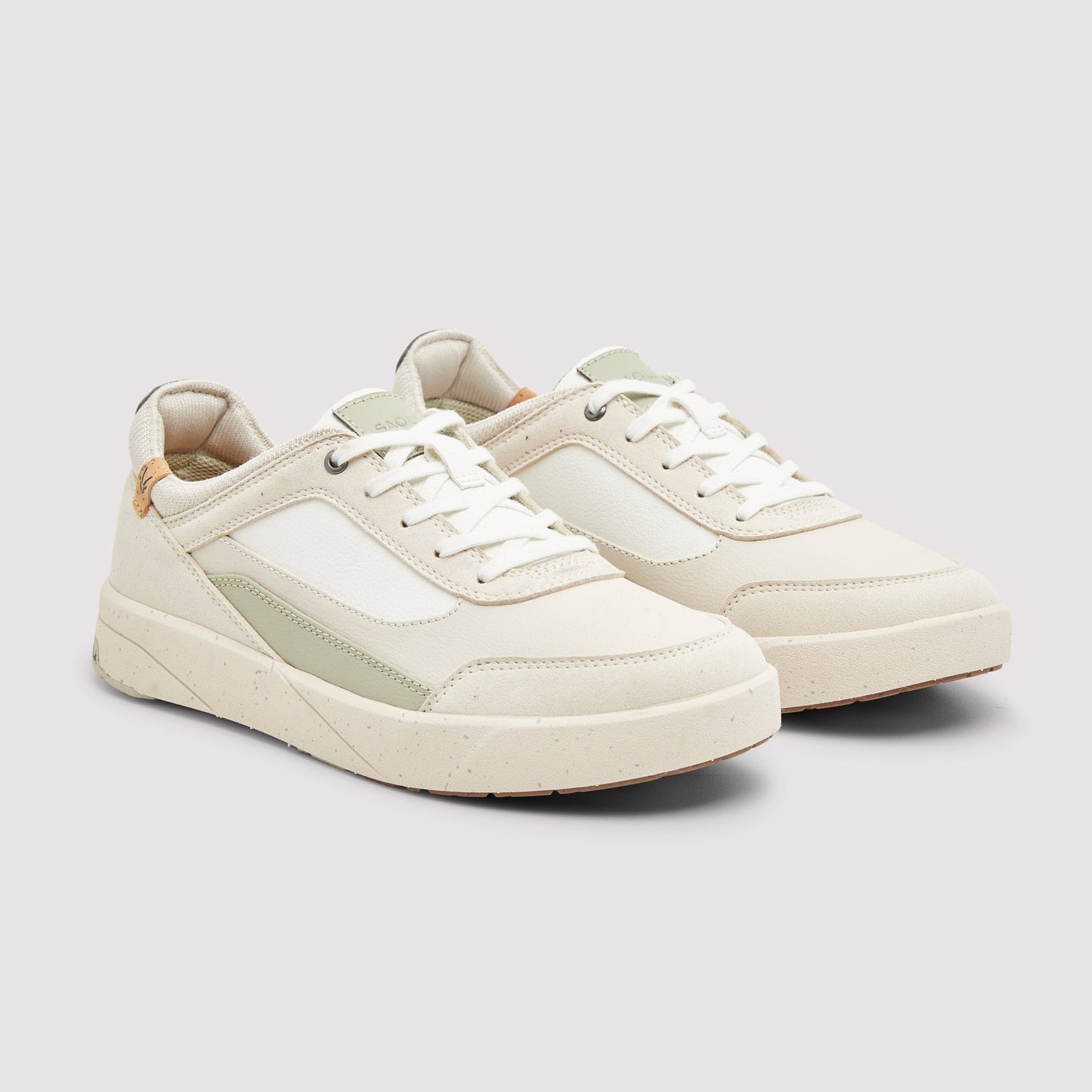 Quito W White Faded Green