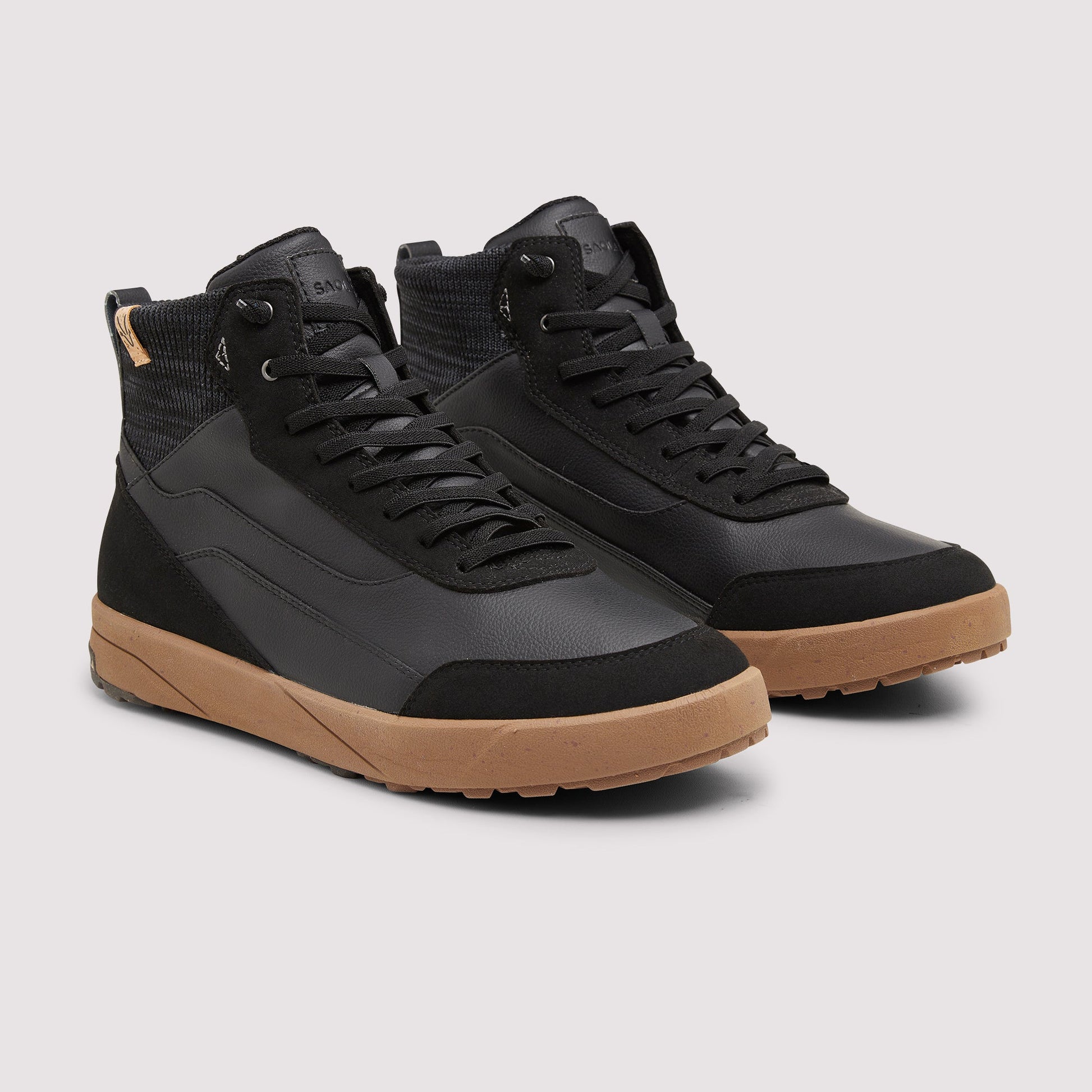 Quito Mid Waterproof M Black - Vegan America