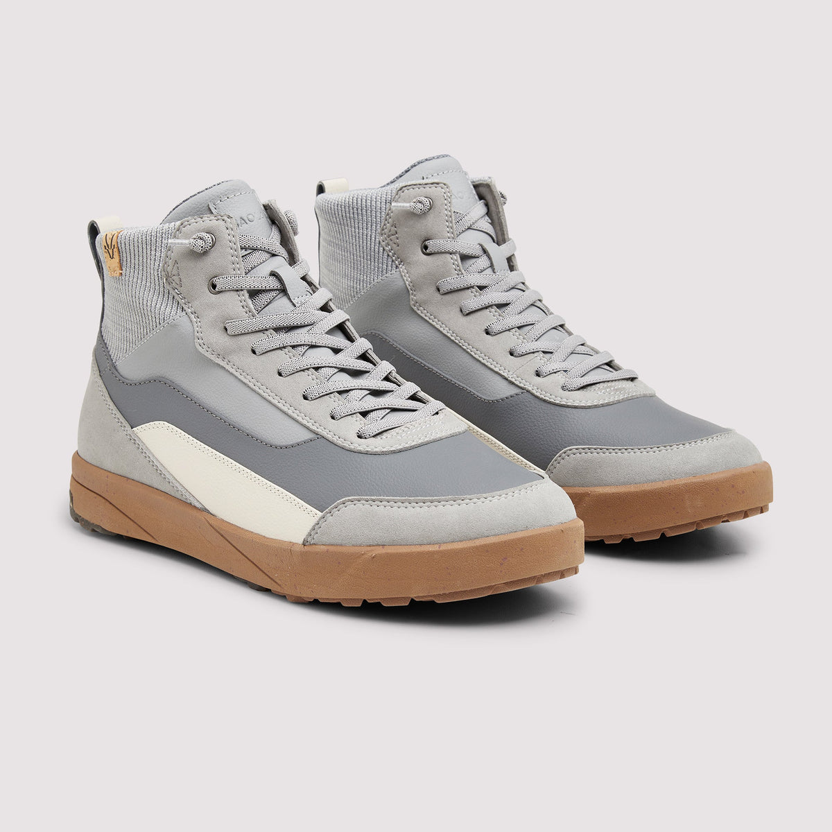 Quito Mid Waterproof M Grey - Vegan America