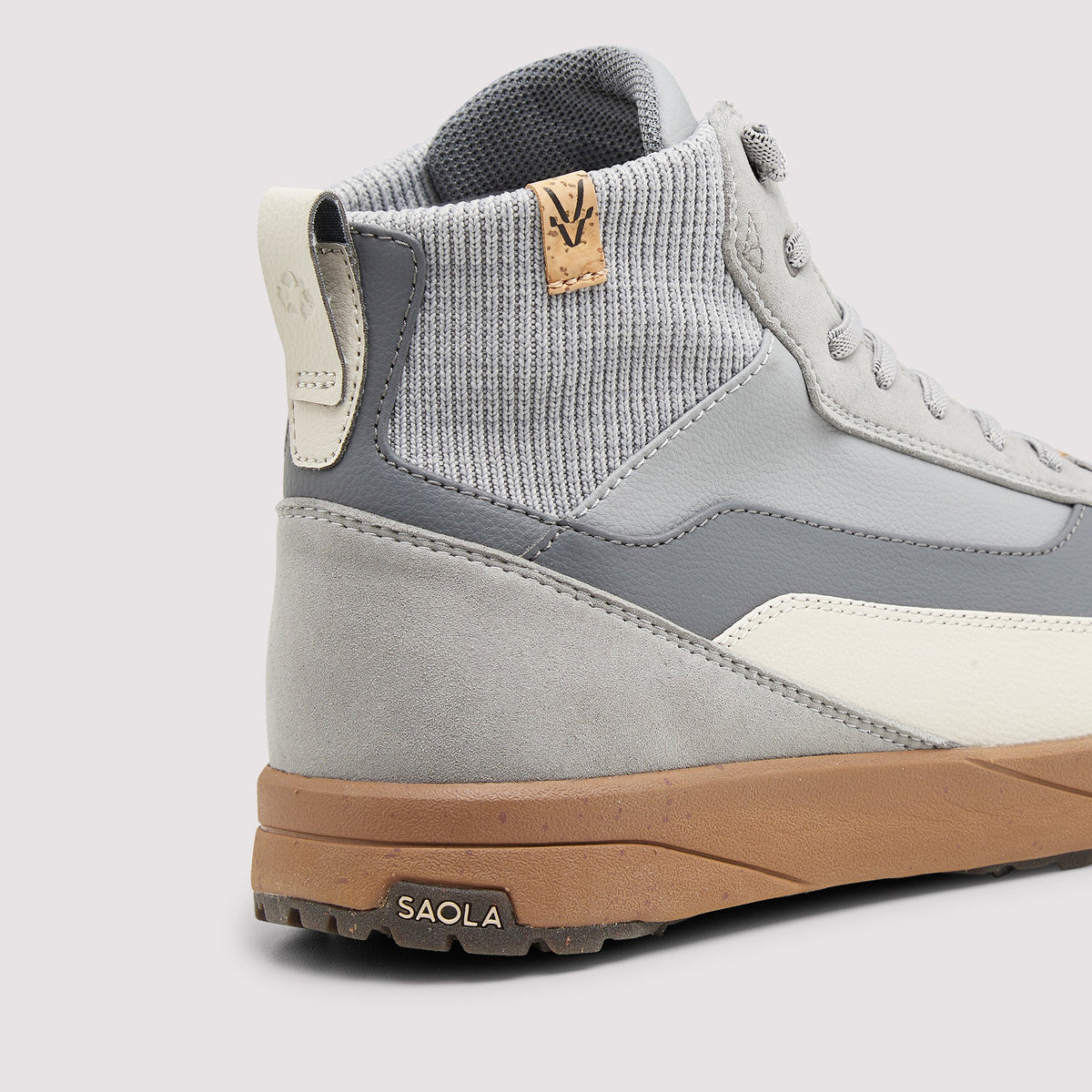 Quito Mid Waterproof M Grey - Vegan America