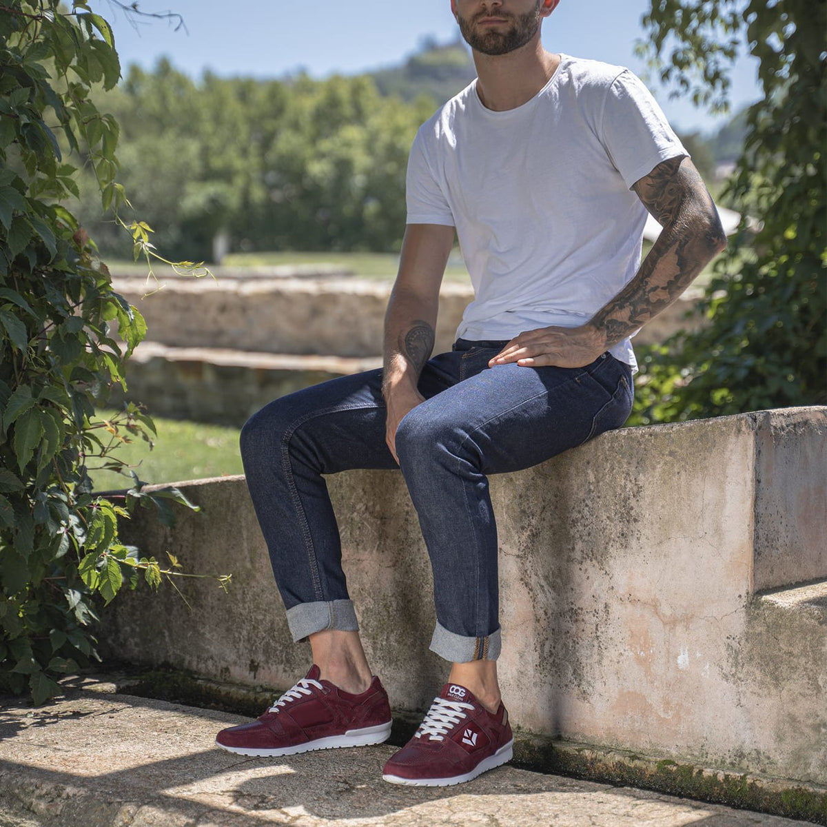 Imperfect - Raven - Bordeaux_H 43 - Vegan America