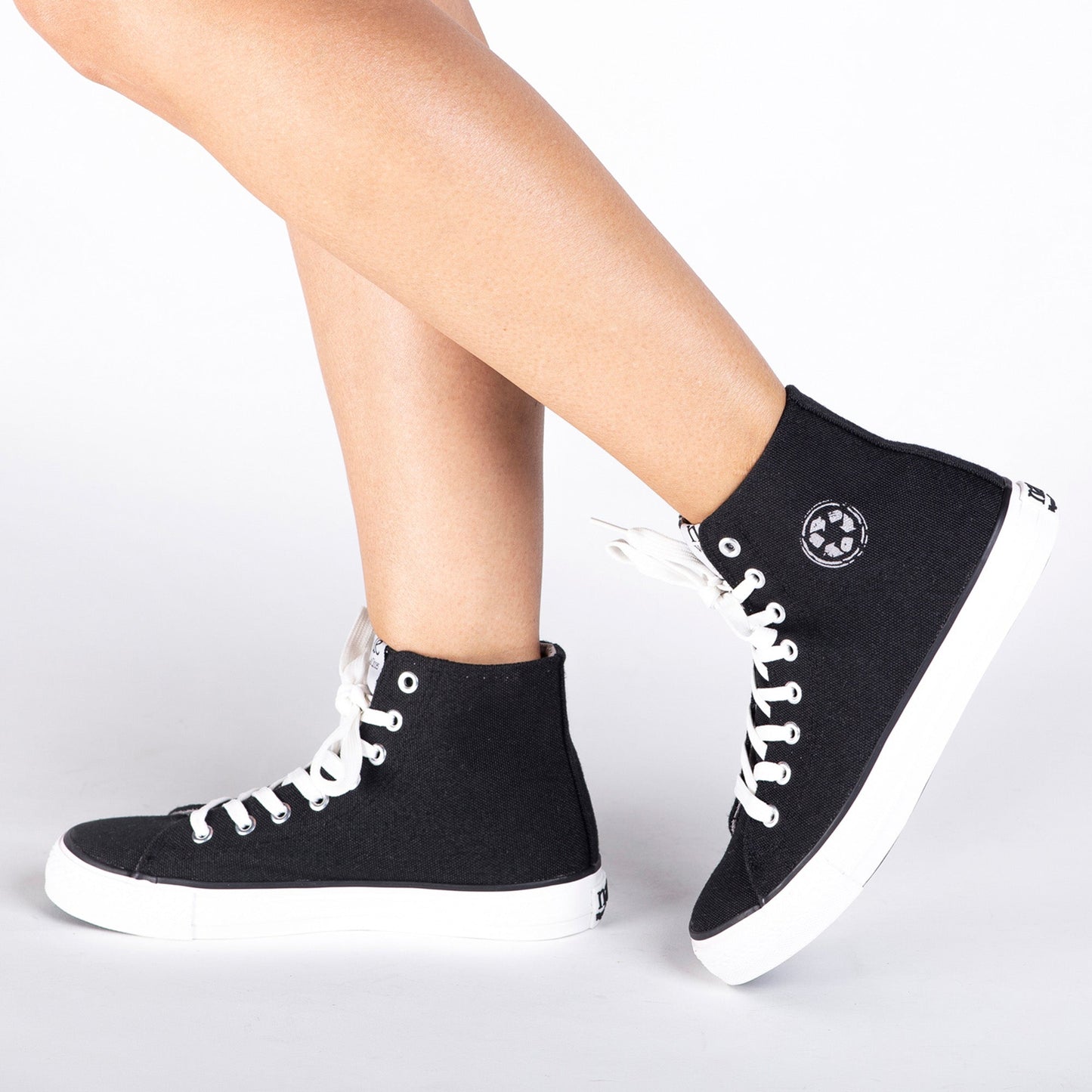 REDO Black Pre-Loved