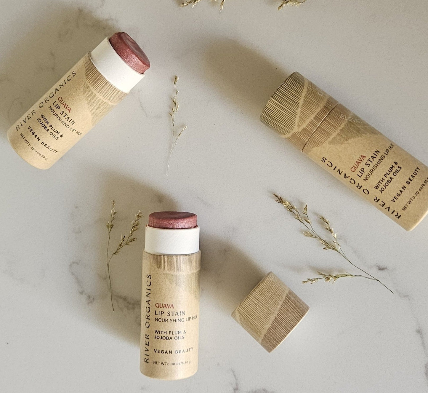 Vegan Lip Stain: Plastic-Free, Organic & Long-Lasting