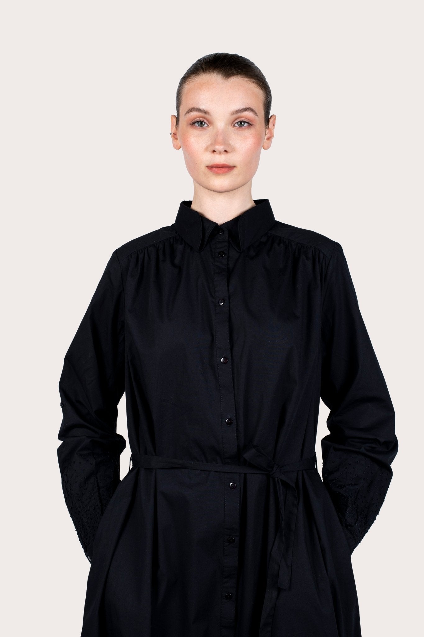 Robe Erika Black Star - Vegan America