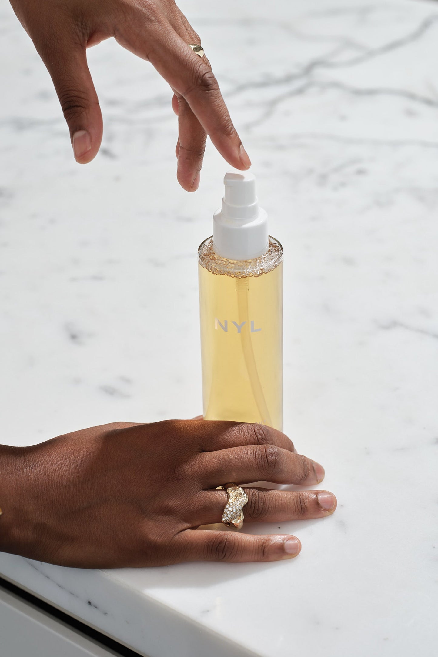 ROSE KNOCKOUT Gentle Exfoliating Cleanser