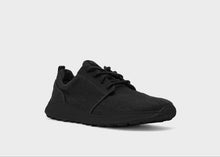 Explorer Wide Toebox for Women in Full Black - Vegan America