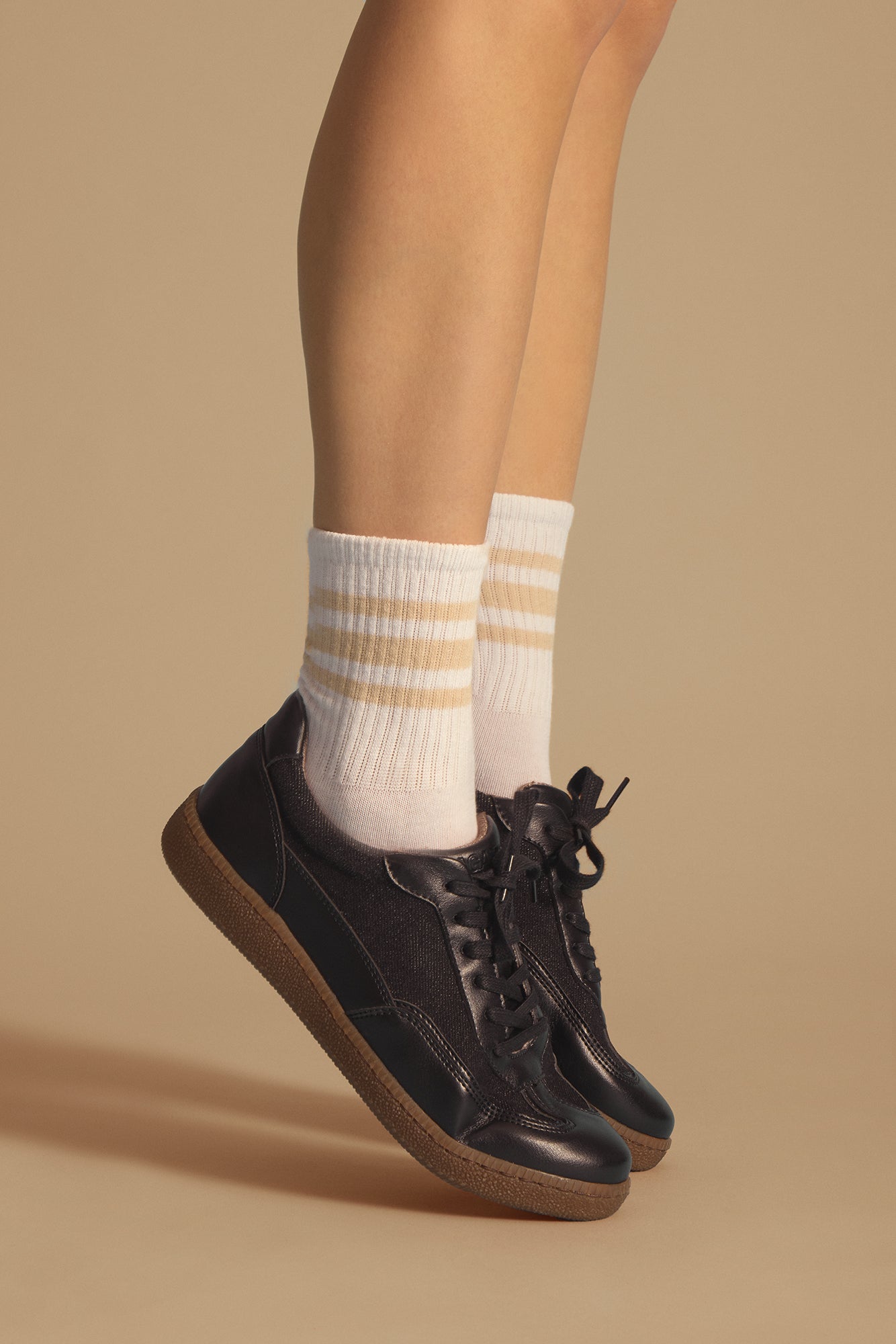 NOMAD MOON – black sneakers from wheat & corn leather and linen