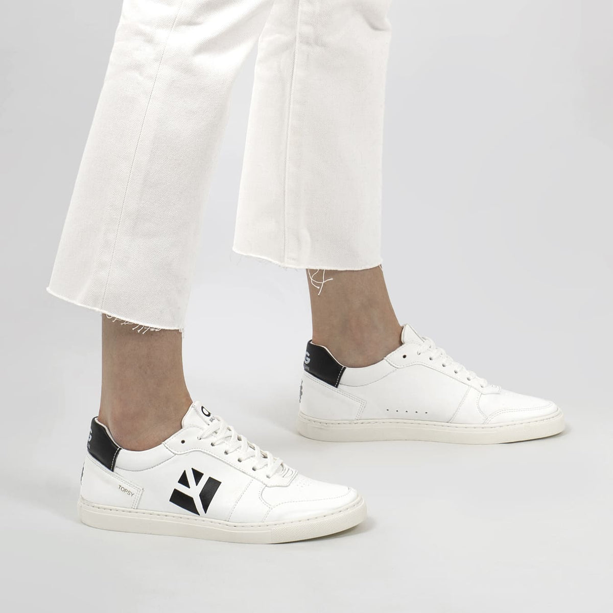 Imperfect - Topsy - White / Black 41 - Vegan America