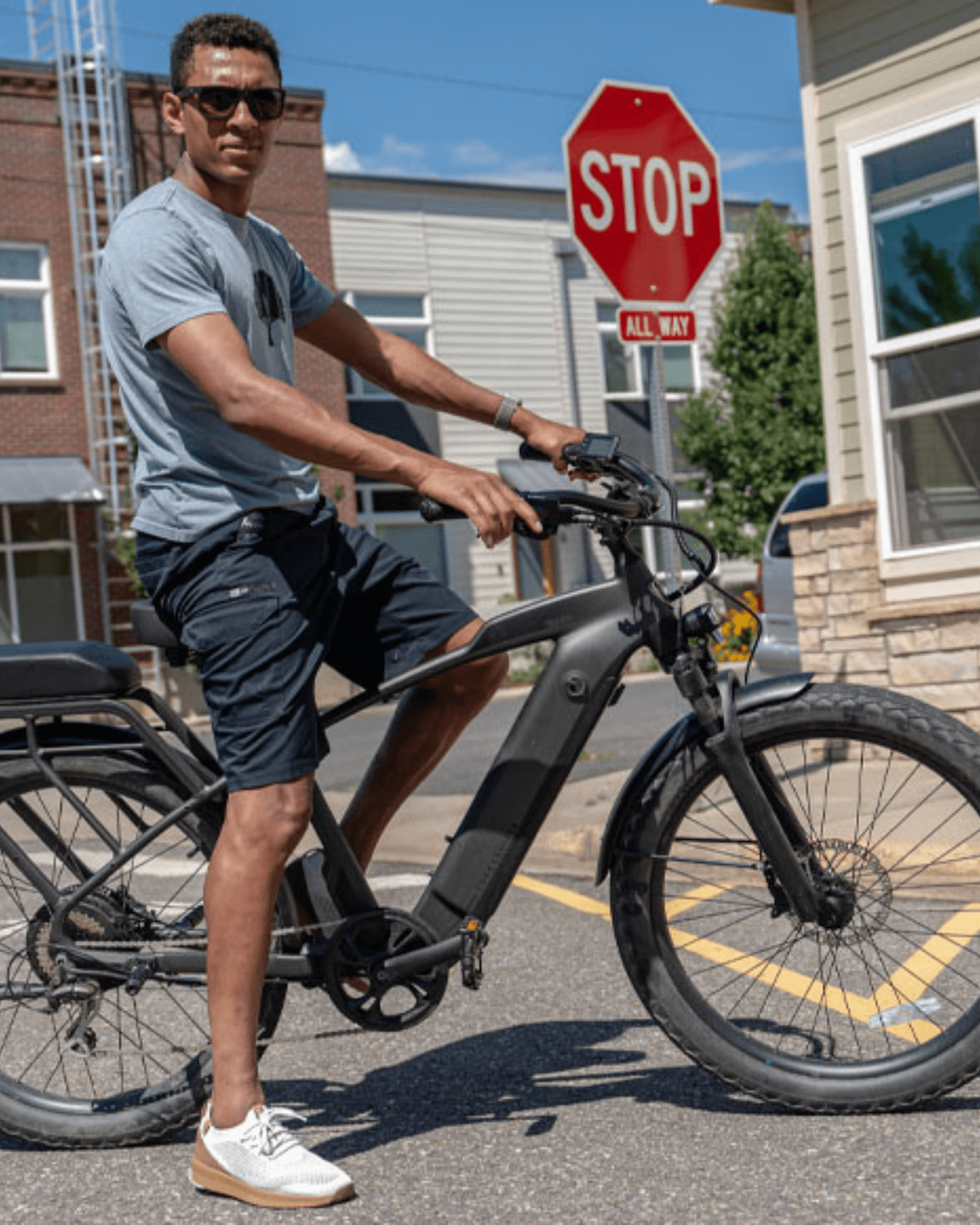 Tsavo M 2.0 White / Tobacco - Vegan America