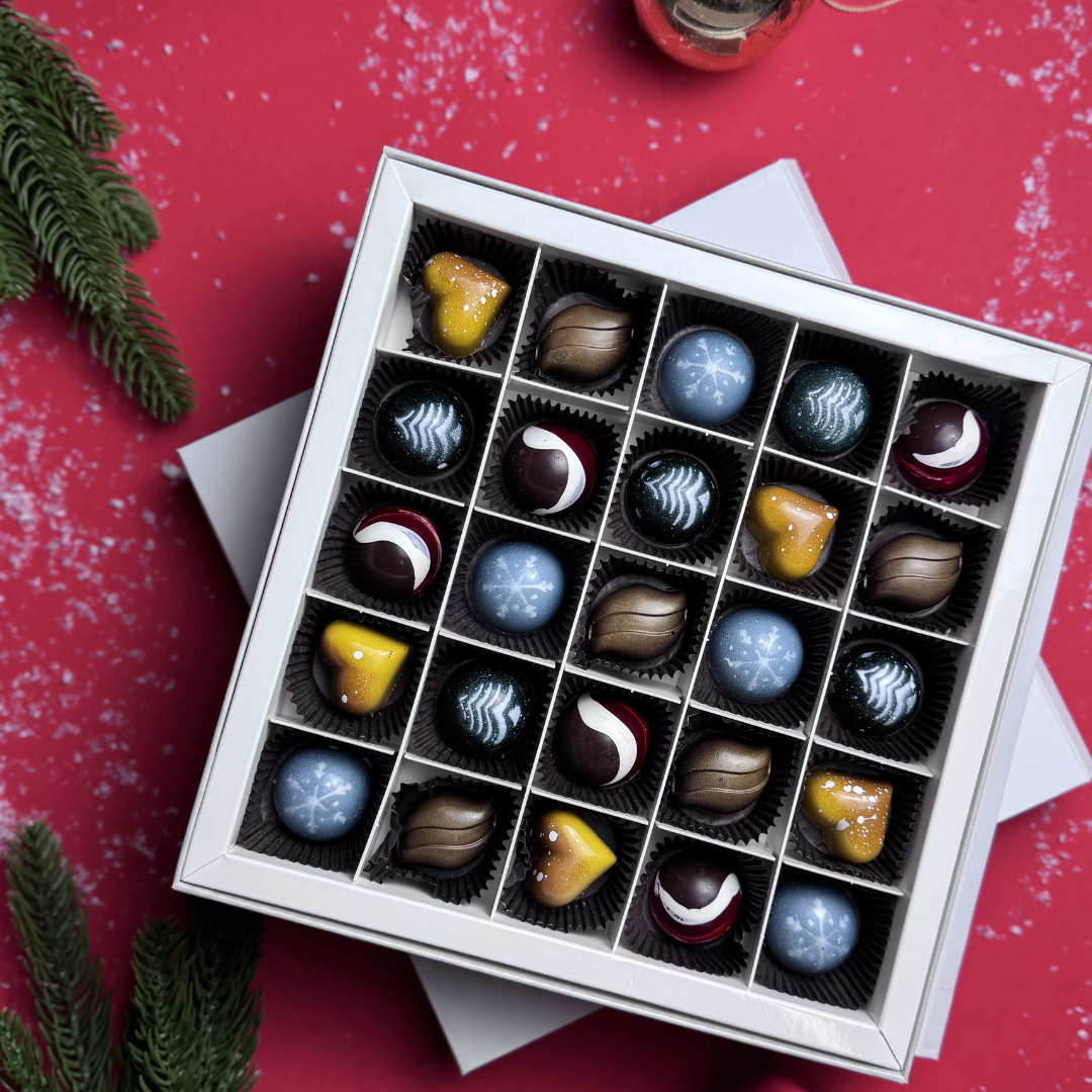 **VEGAN** 16 Piece Christmas Chocolate Box - Holiday Chocolate Gift