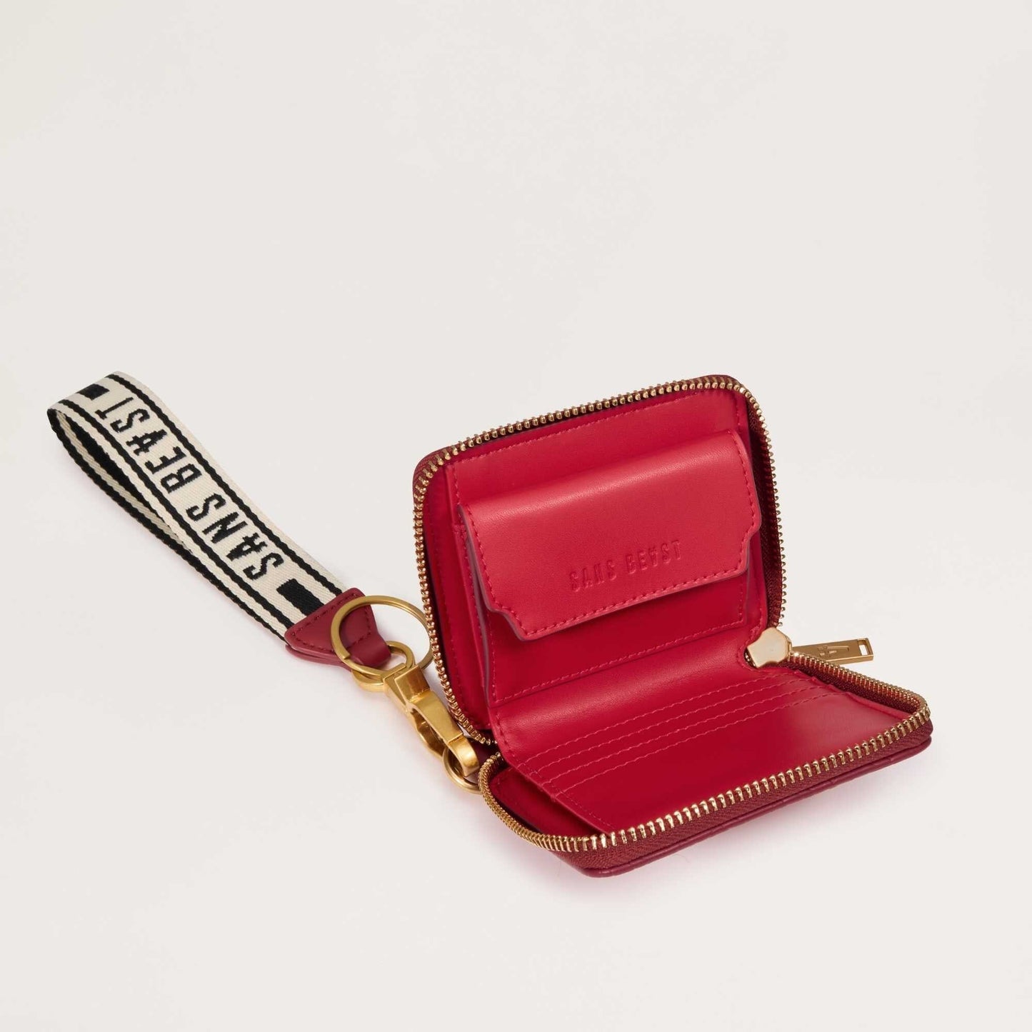 Voyage Wallet - Lipstick