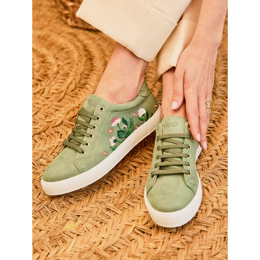 Minuit sur Terre Virevolte Recycled Grain Vegan Suede Embroidered Sneakers | Garden UK2.5 / EU35 / US4
