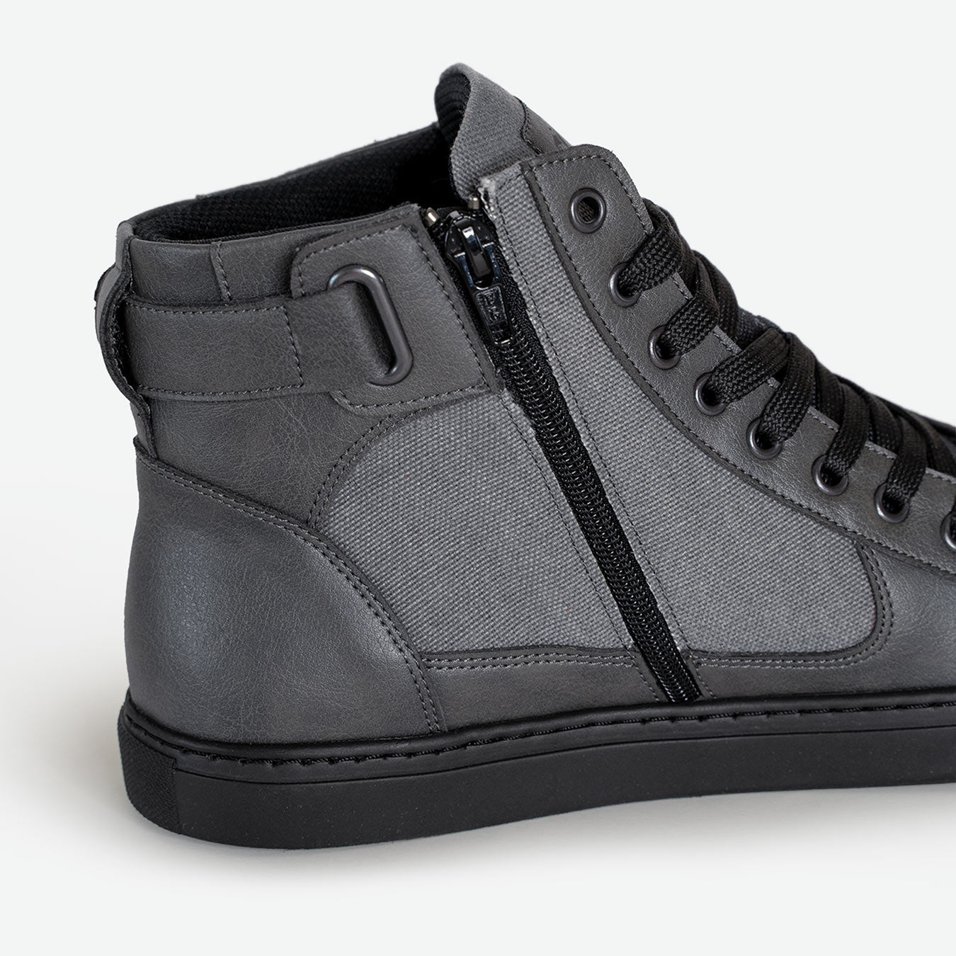 Wallace - Grey Zipper