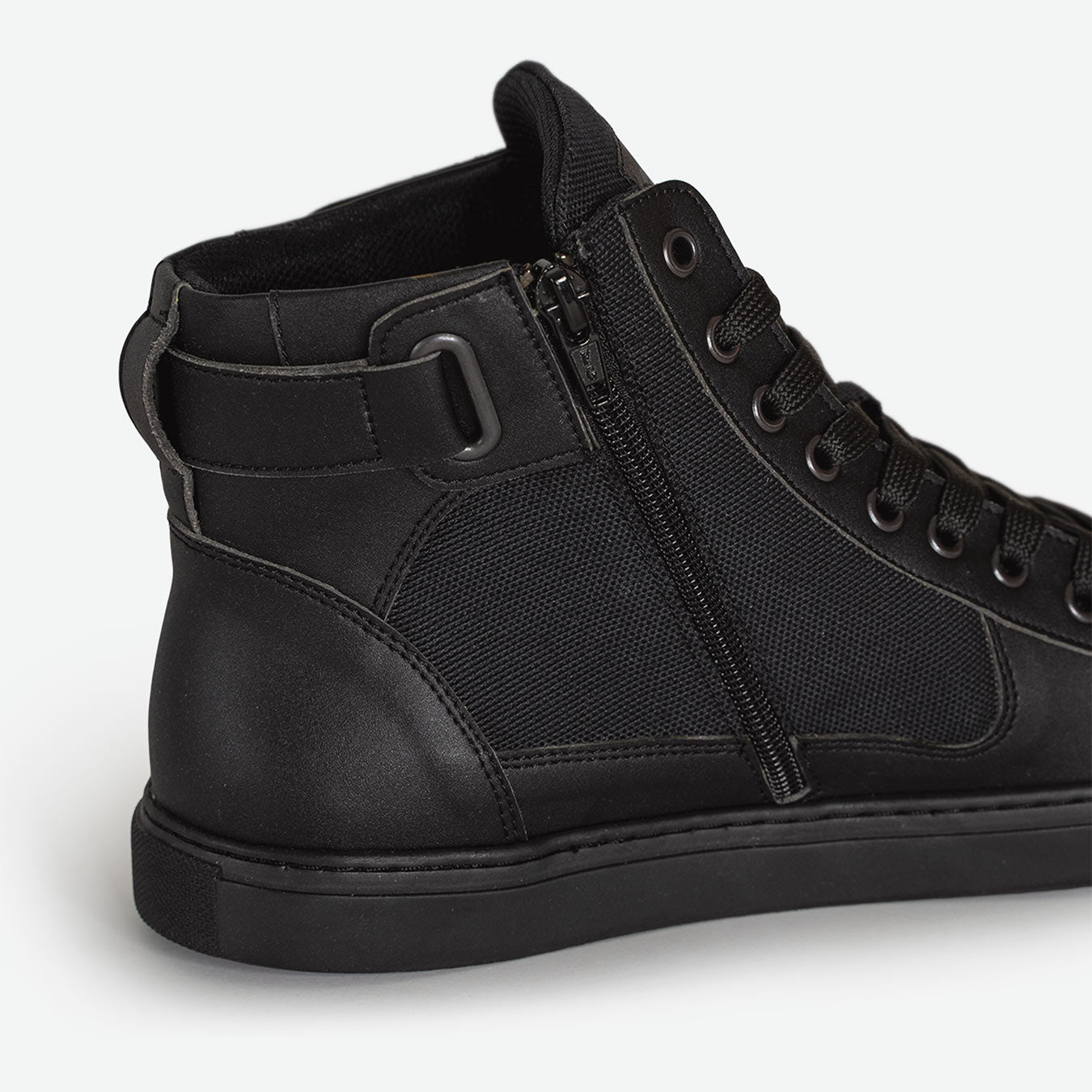 Wallace - Black Corn Zipper