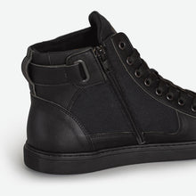 Wallace - Black Corn Zipper