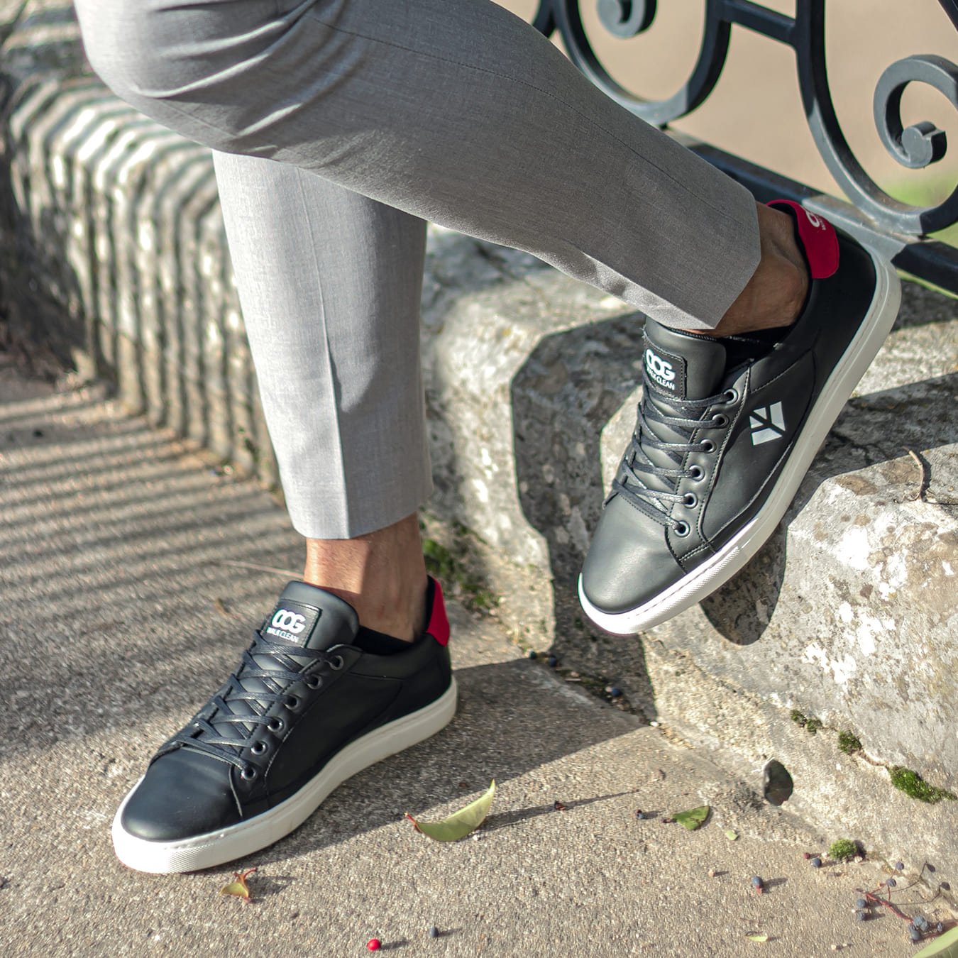 Imperfect - Winton - Black / Red 37 - Vegan America