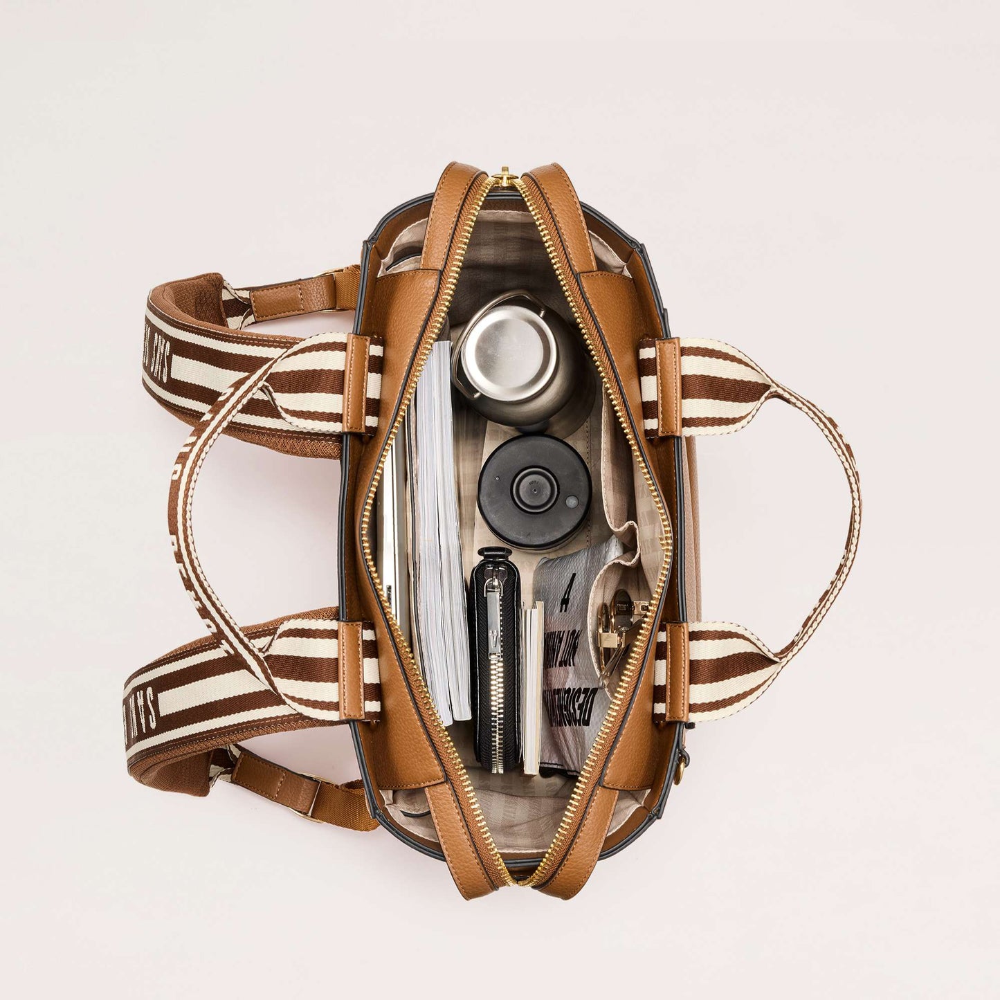 XL Universo Backpack - Cinnamon + Gold
