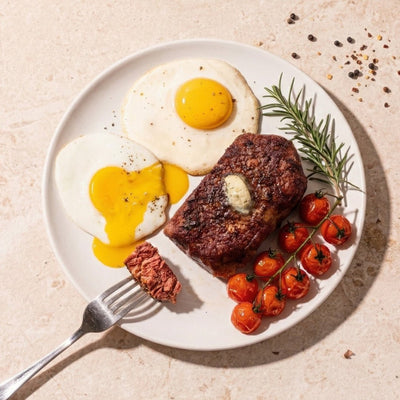 The World's First Plant-Based Steak'N'Eggs 🌱🥩🥚 - Vegan America