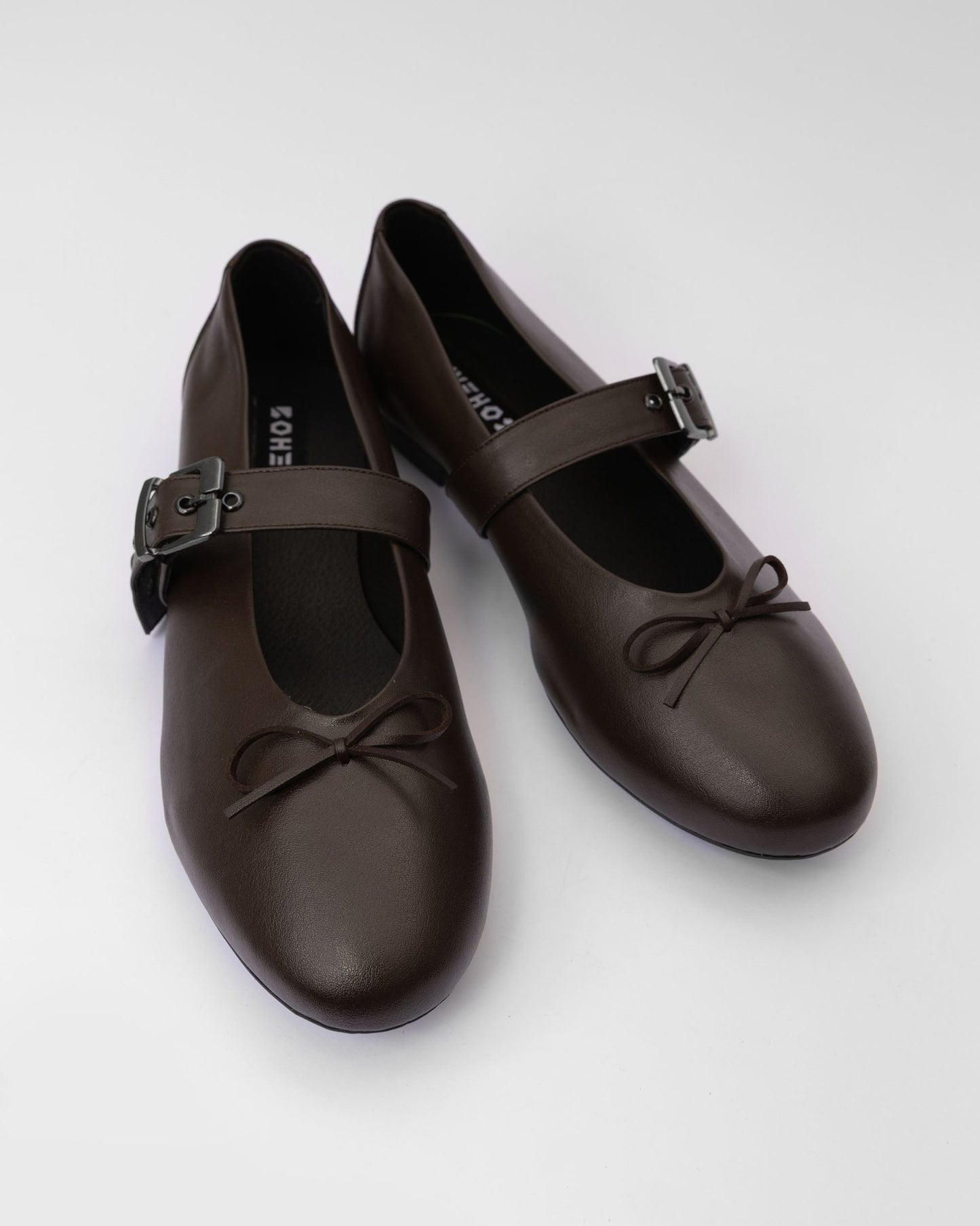 Mara Pumps chocolate ballet flats with a strap - Vegan America
