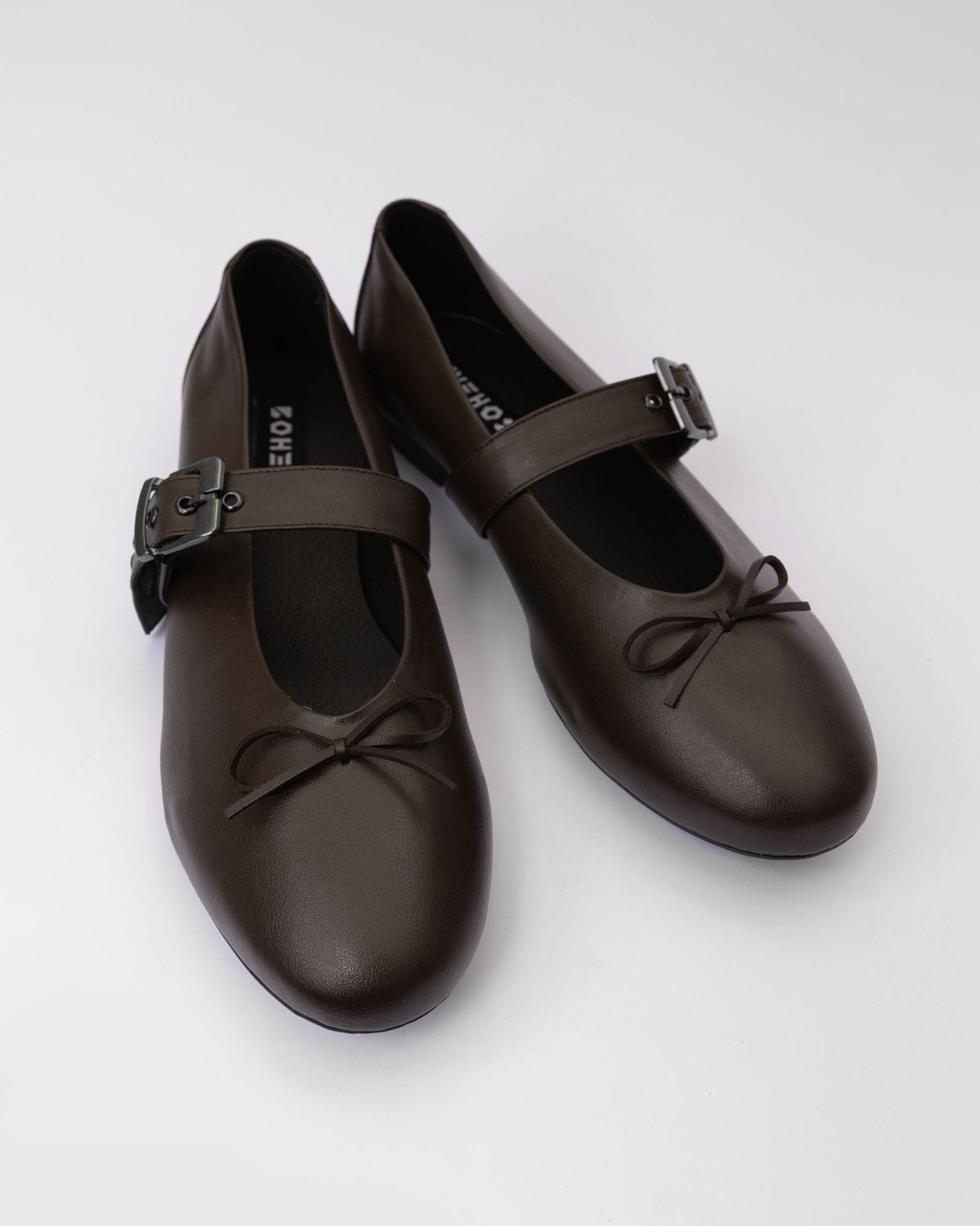Mara Pumps chocolate ballet flats with a strap - Vegan America