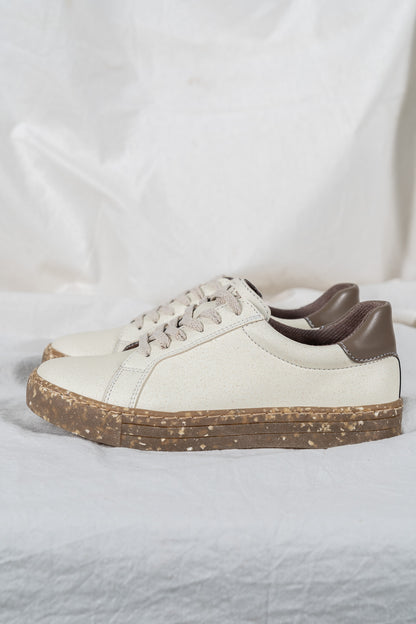 Plant-based DORI sneakers – beige & cappuccino