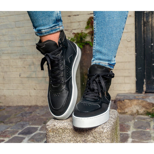 Mateo Unisex Biosourced & Recycled High-Top Sneakers | Black