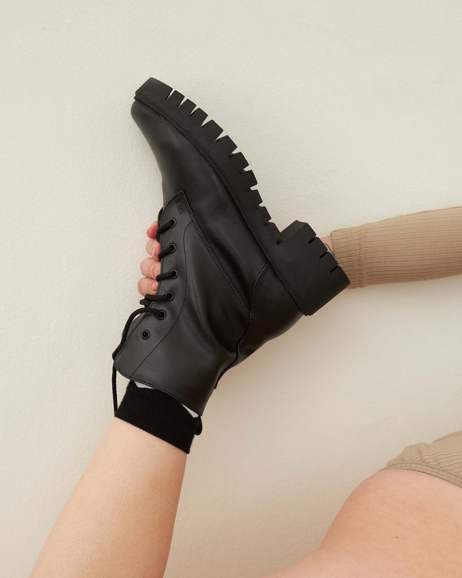 Workers No. 3 Boots made of Vegea® grape leather. - Vegan America