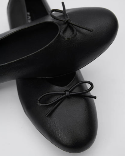 Mossy Pumps Black ballet flats with a bow - Vegan America