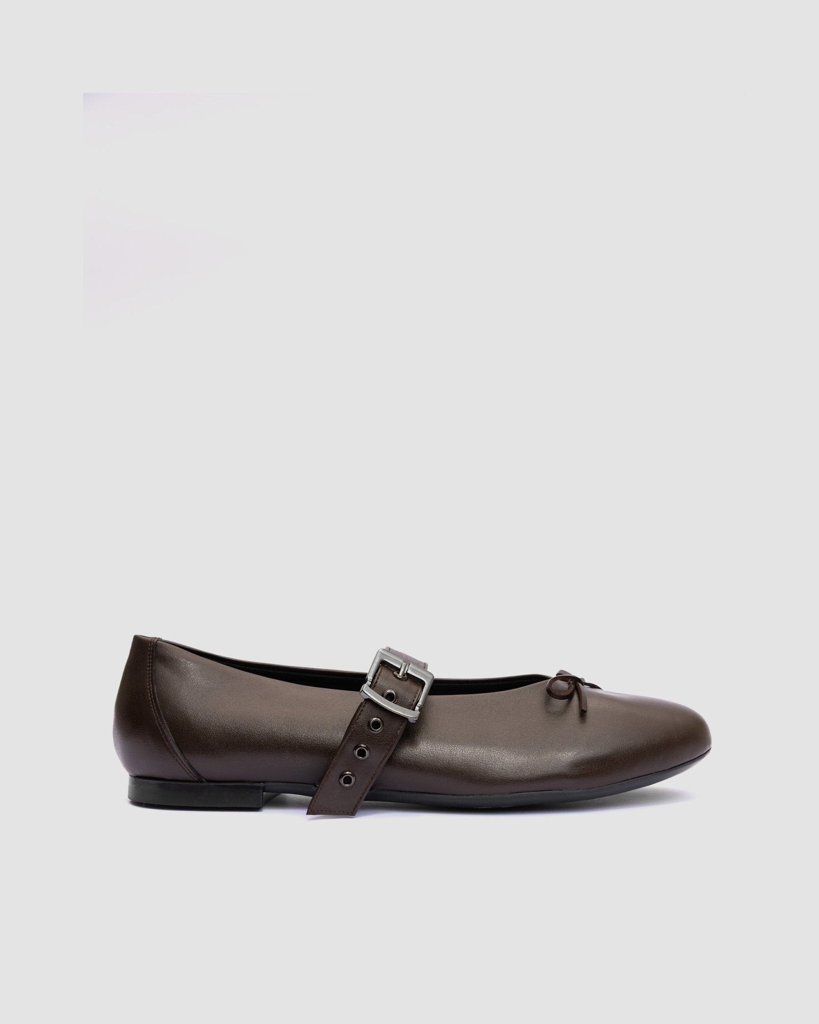 Mara Pumps chocolate ballet flats with a strap - Vegan America