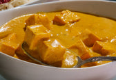 Butter Paneer/Chicken/Tofu - Creamy tomato sauce with paneer or chicken or tofu - Vegan America