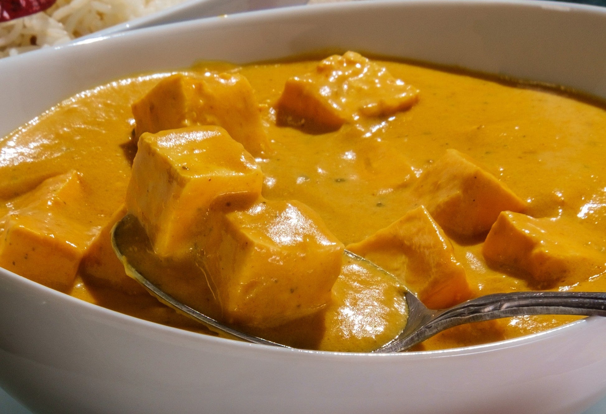 Butter Paneer/Chicken/Tofu - Creamy tomato sauce with paneer or chicken or tofu - Vegan America