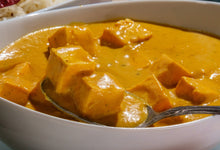 Butter Paneer/Chicken/Tofu - Creamy tomato sauce with paneer or chicken or tofu