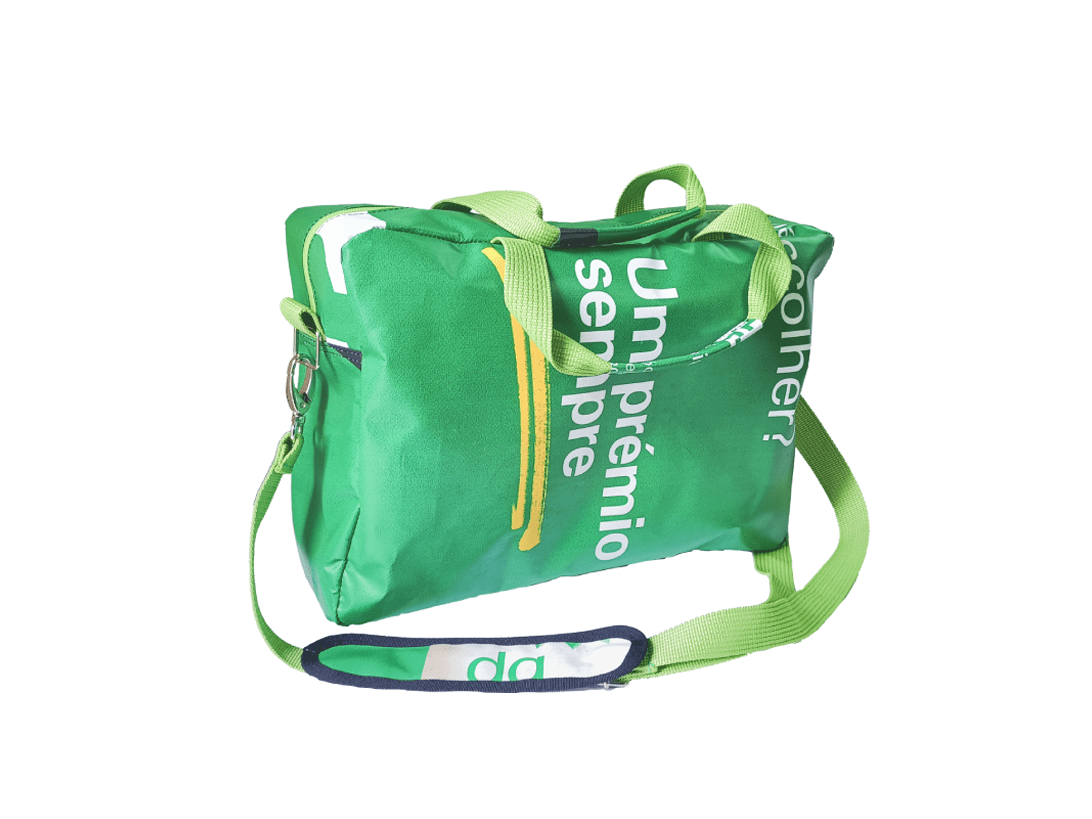 computer bag pet food package green with grey cat - Vegan America