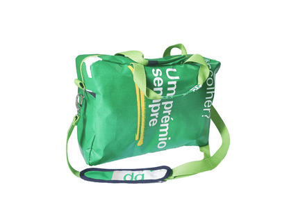 computer bag pet food package green with grey cat - Vegan America