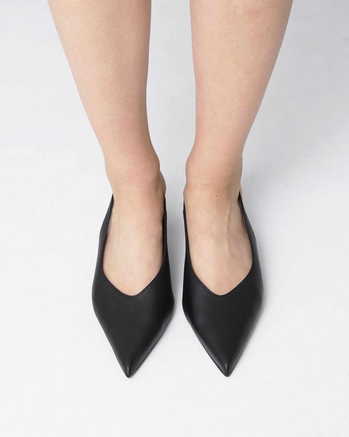 Kitten Heels Black pointy toe pumps - Vegan America