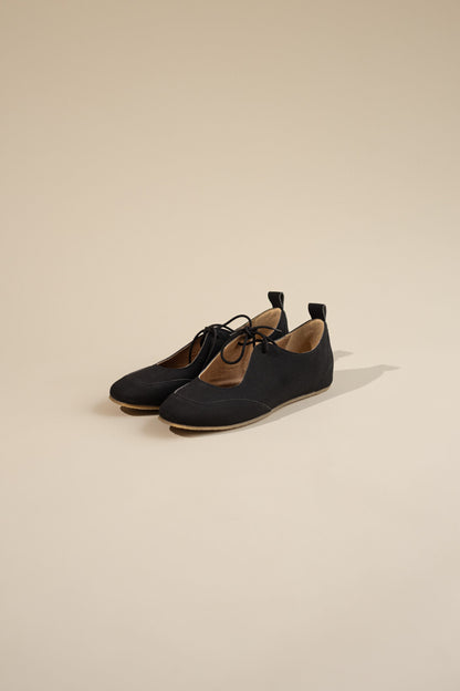 LOUISE (matte black) – vegan ballerina flats made from plant-based leather