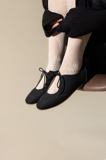 LOUISE (matte black) – vegan ballerina flats made from plant-based leather