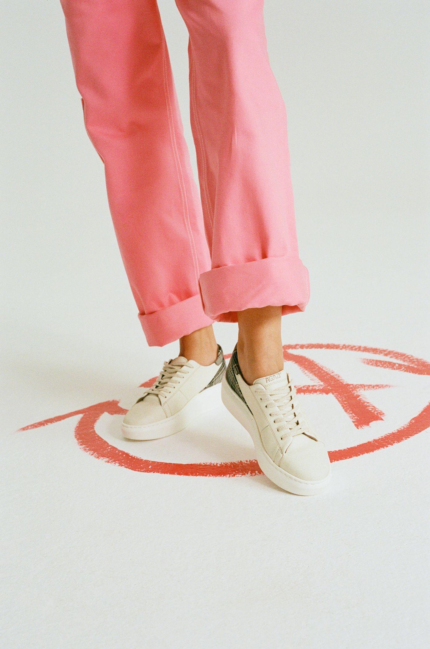 Jabłkowo - kukurydziane sneakersy JANE – karmel - Vegan America