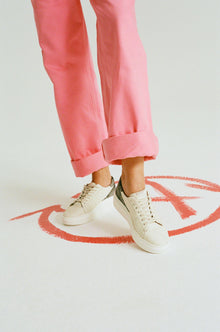 Jabłkowo - kukurydziane sneakersy JANE – karmel - Vegan America
