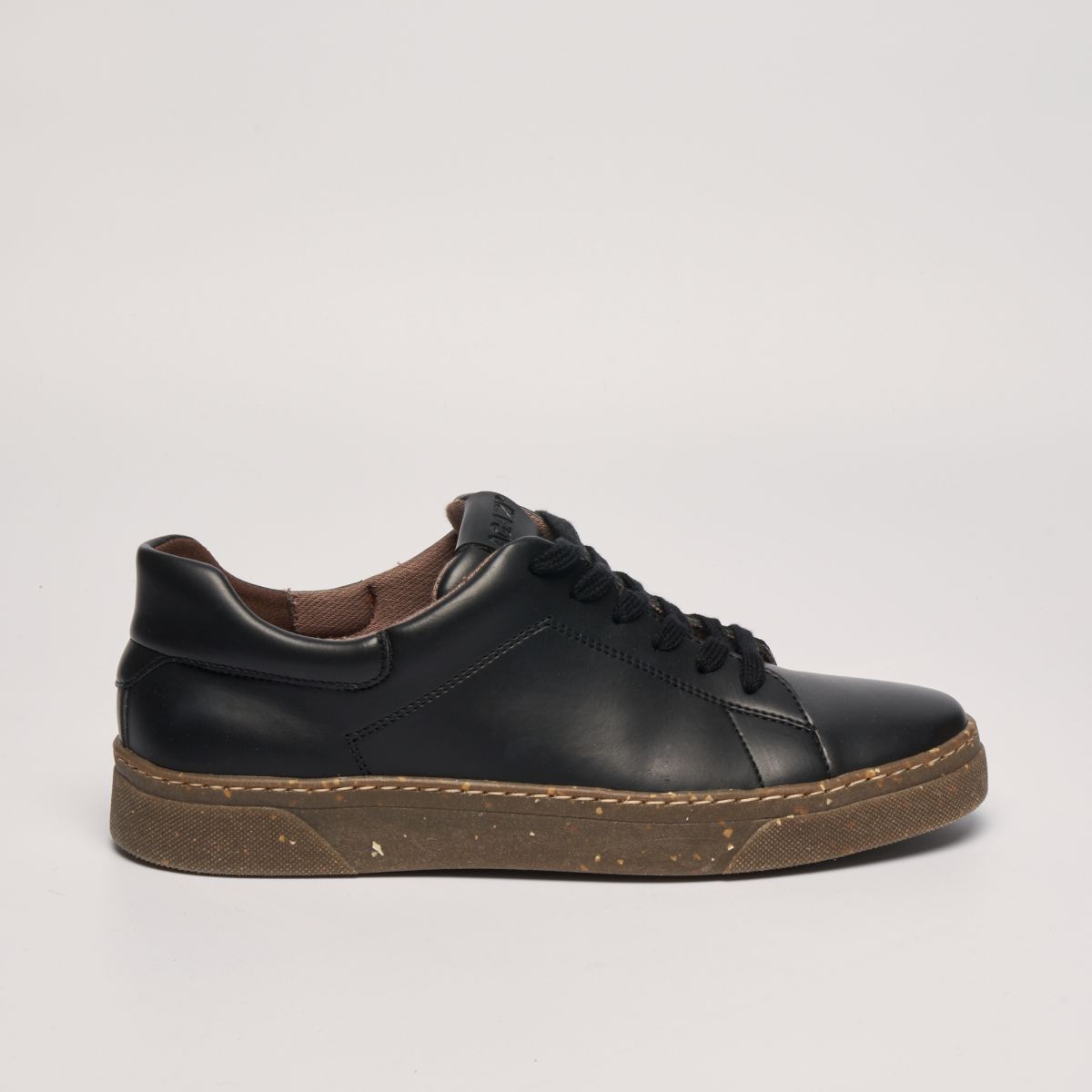 JACOB plant-based sneakers - black