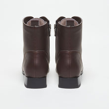 LUI plant-based ankle boots